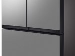 Bespoke 3-Door French Door Refrigerator (30 cu. ft.) with Beverage Center™ in Stainless Steel - Image 8
