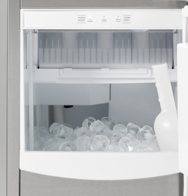 Ice Maker 15-Inch Panel-Ready - Clear Ice - Image 3