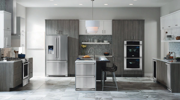 15" Ice Maker with Right Hinge Door - Image 4